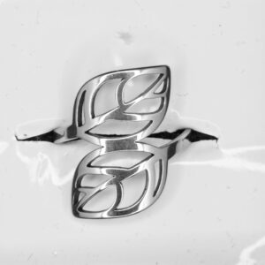 Anillo acero quirúrgico.